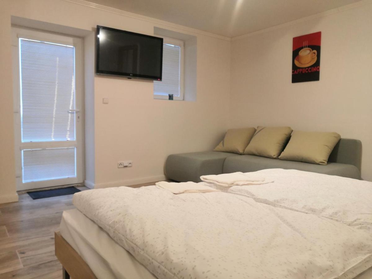 Vehlovice Apartments Mělník Zewnętrze zdjęcie