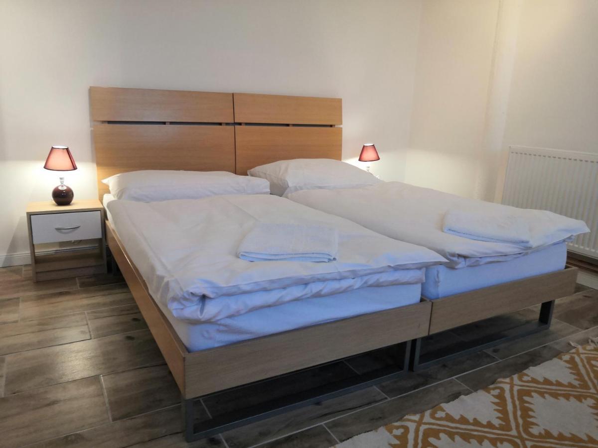Vehlovice Apartments Mělník Zewnętrze zdjęcie