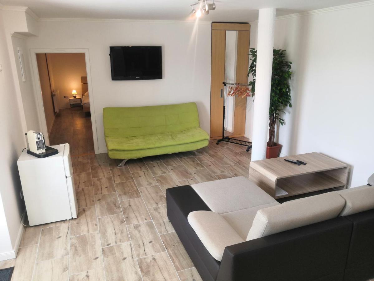 Vehlovice Apartments Mělník Zewnętrze zdjęcie