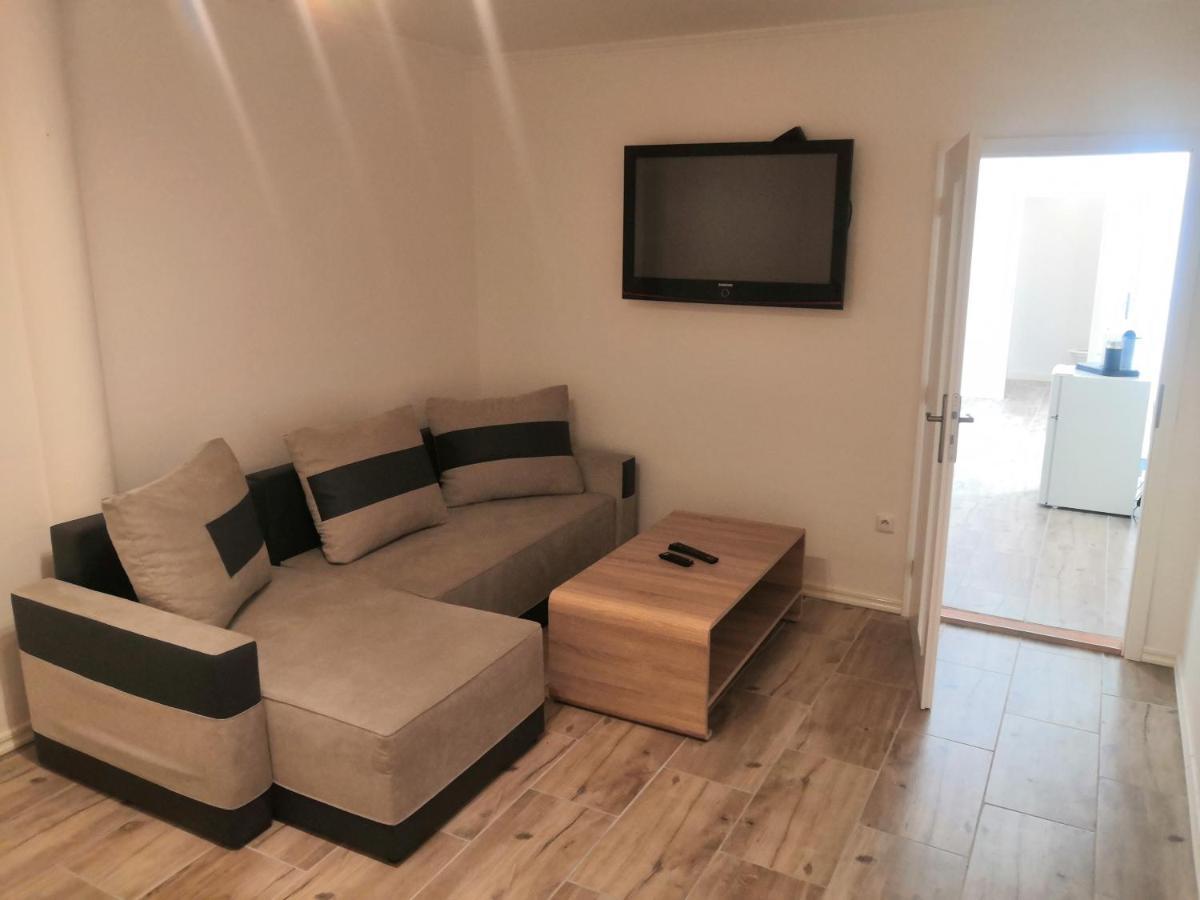 Vehlovice Apartments Mělník Zewnętrze zdjęcie