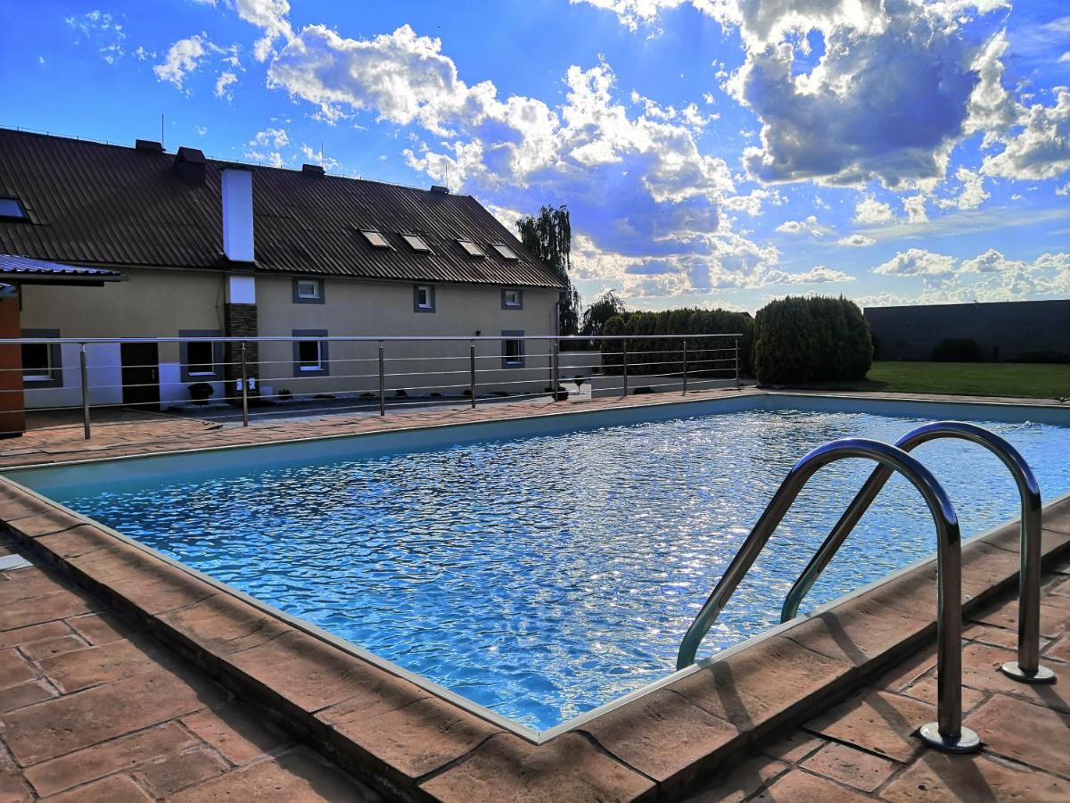 Vehlovice Apartments Mělník Zewnętrze zdjęcie