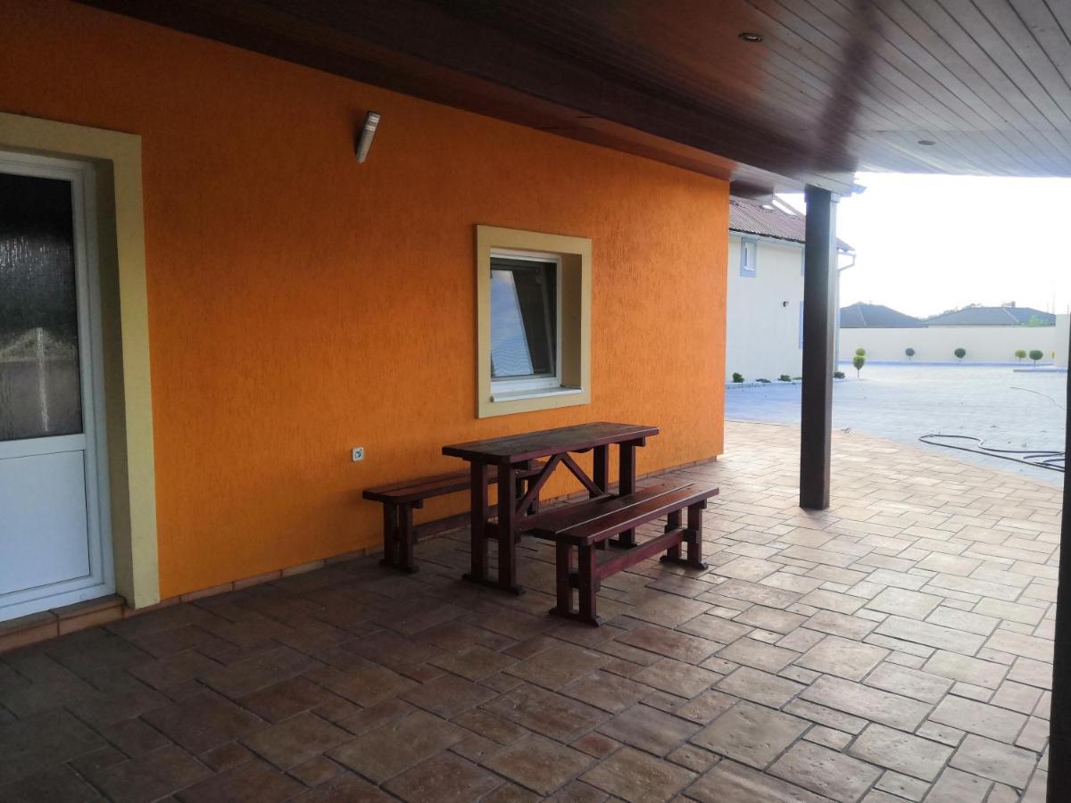 Vehlovice Apartments Mělník Zewnętrze zdjęcie