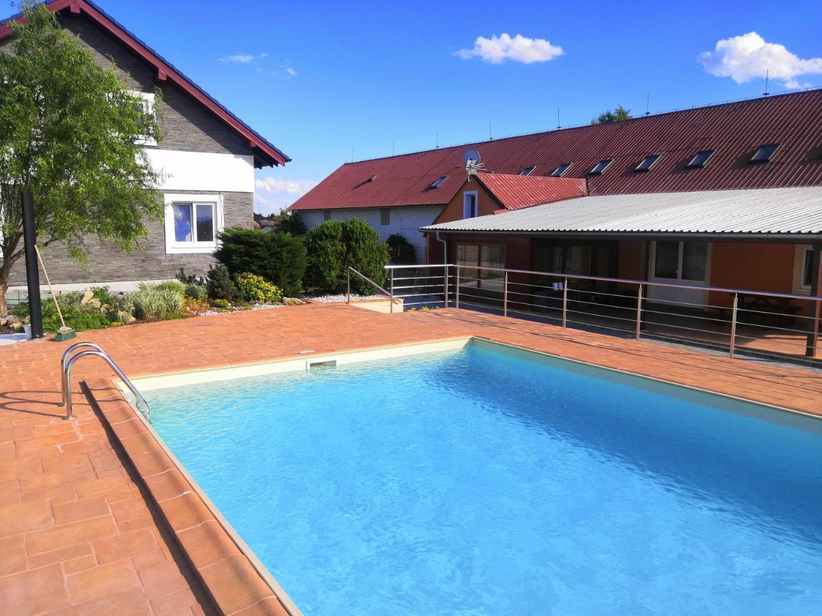 Vehlovice Apartments Mělník Zewnętrze zdjęcie