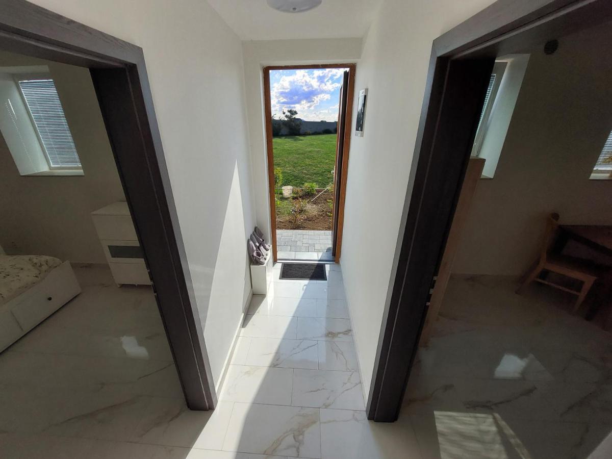 Vehlovice Apartments Mělník Zewnętrze zdjęcie